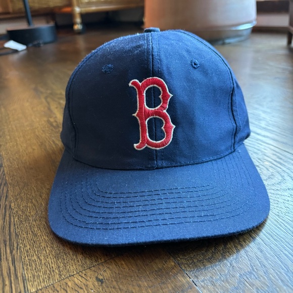 Other - Vintage Boston Red Sox SnapBack Hat - One Size